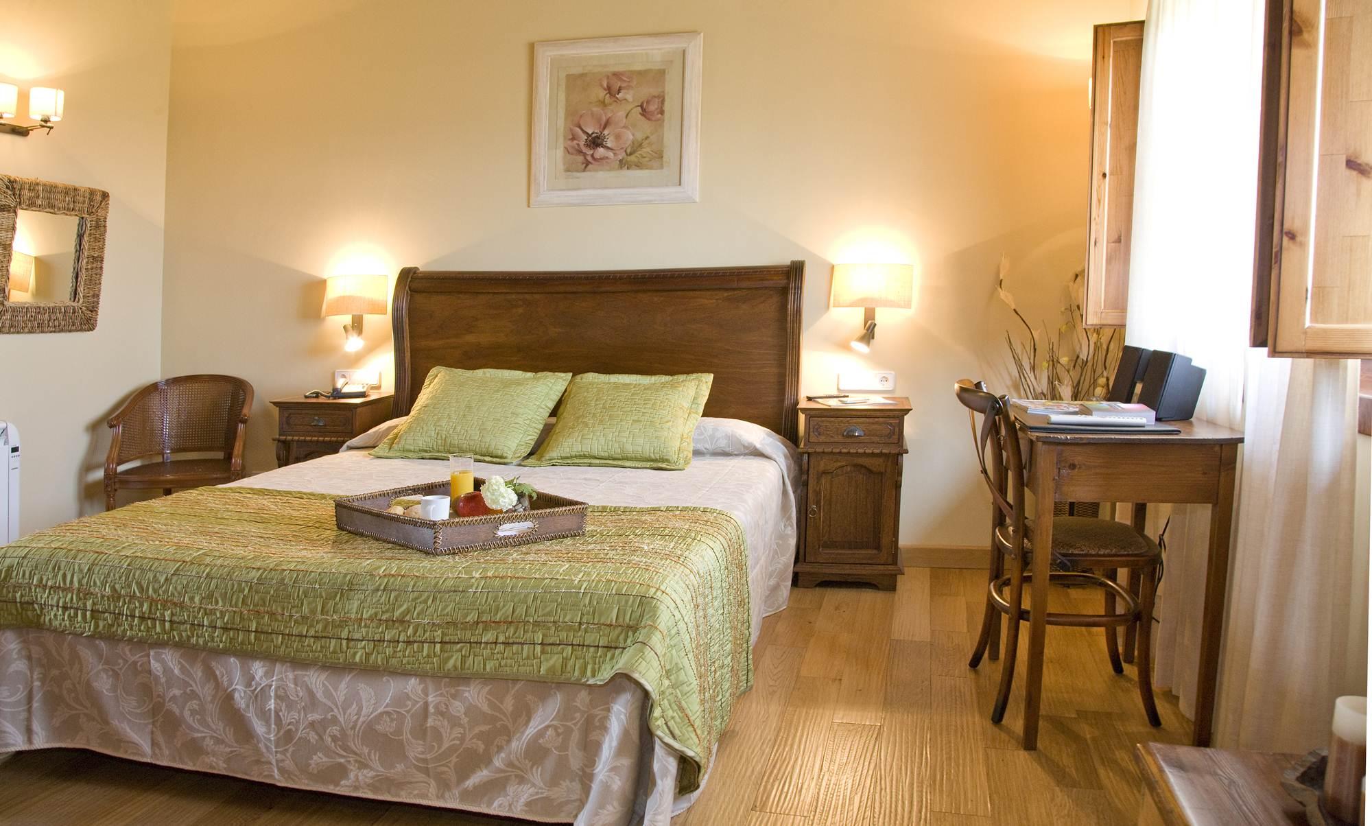 Hotel Restaurante El Ventos Sant Felíu de Pallarols 部屋 写真