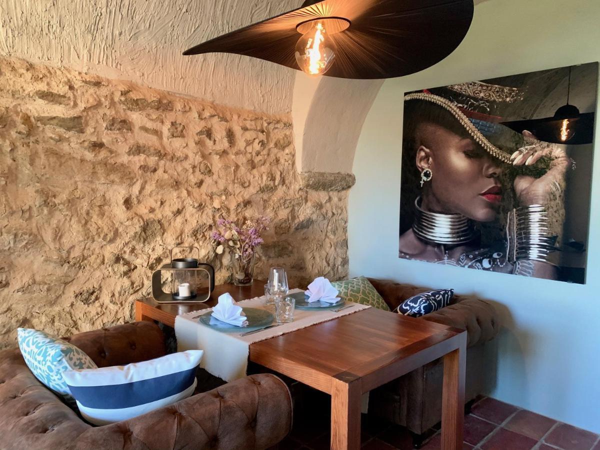 Hotel Restaurante El Ventos Sant Felíu de Pallarols エクステリア 写真